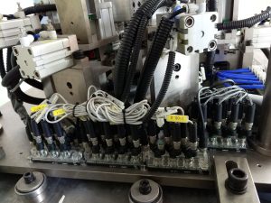M8 电气连接器 M8 电气连接器