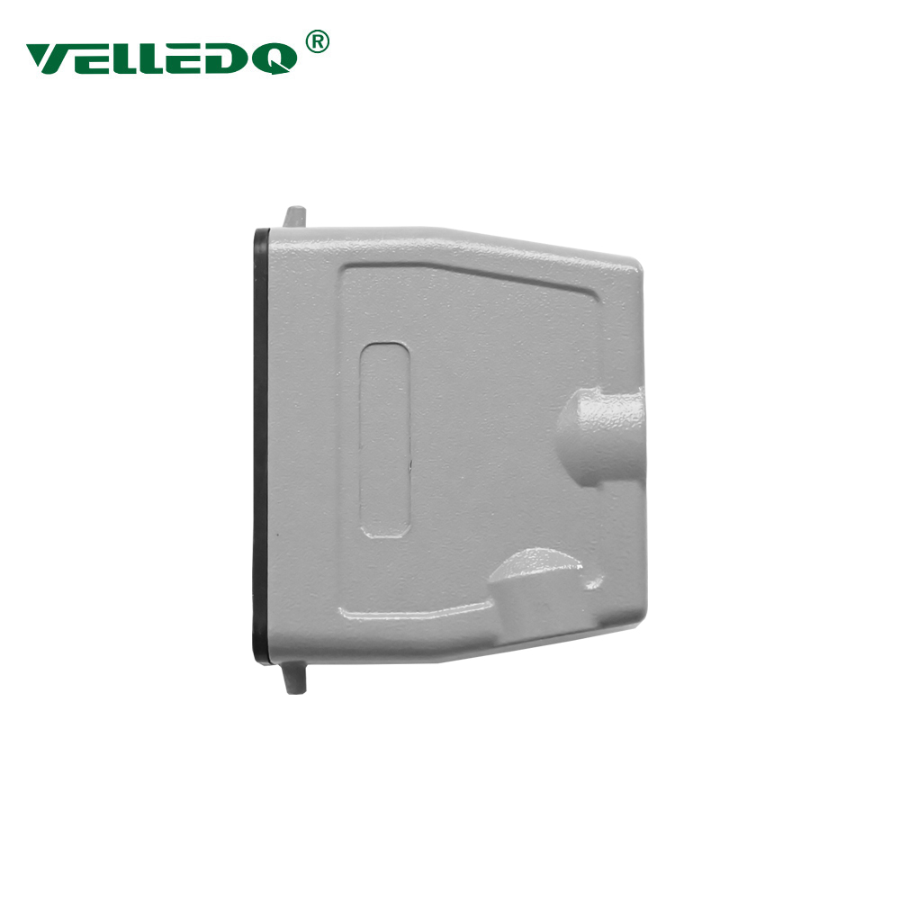 4 Rectangle Shaped Power Plug