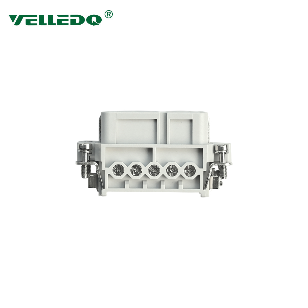 4 Electrical Plugs And Connectors